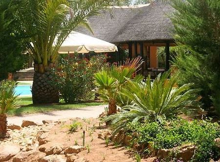 Auas Safari Lodge Falena エクステリア 写真