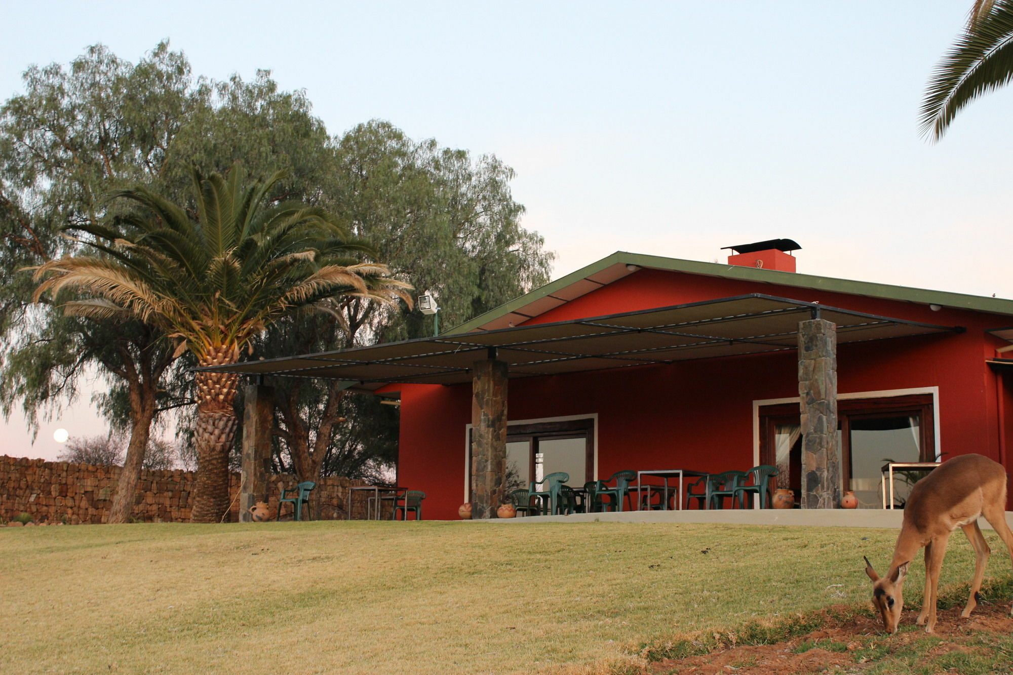 Auas Safari Lodge Falena エクステリア 写真
